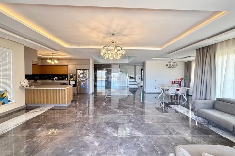 7+1 Villa in Alanya, Antalya, Türkei Nr. 238079 - 14