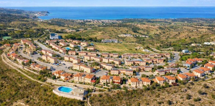 2+1 Apartment  in Arapkoy, Girne, Northern Cyprus No. 221896