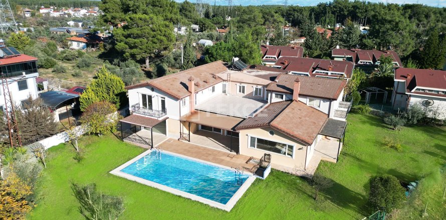 Вилла  11+2 в Анталье, Турция №215102