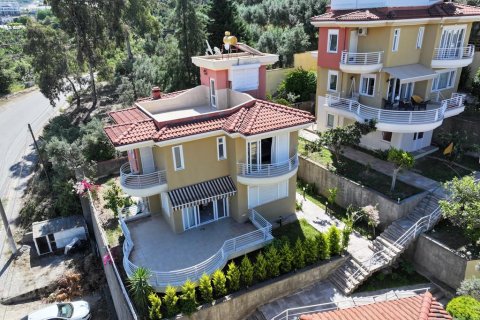 Вилла  4+1 в Аланье, Анталья, Турция №221907