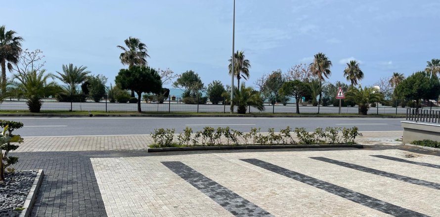 ملک تجاری در  Kestel ، ترکیه 300 متر مربع.  شماره 218309