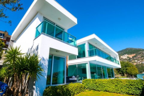 Villa for sale  in Alanya, Antalya, Turkey, 4 bedrooms, 366m2, No. 218312 – photo 2