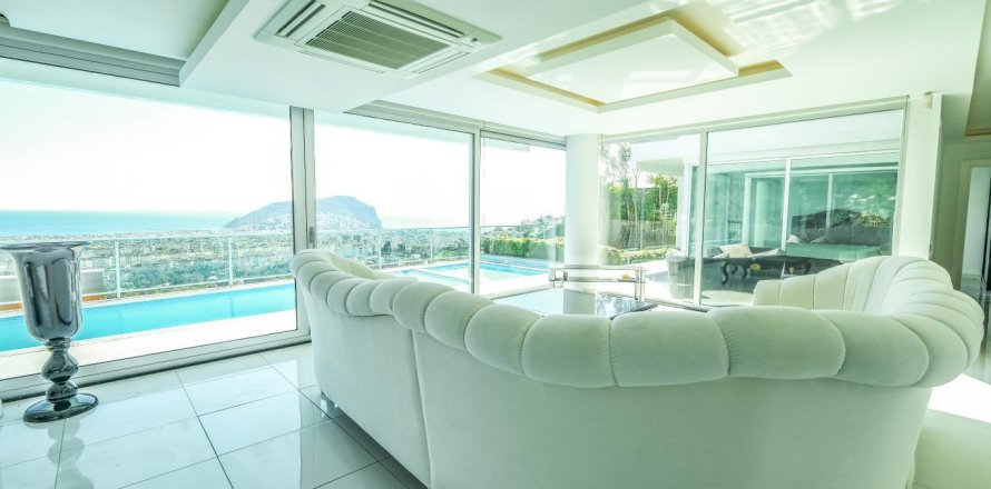 4+2 Villa  in Alanya, Antalya, Turkey No. 218312