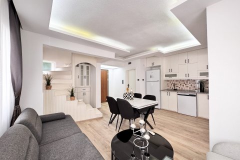 4+1 Lejlighed  i Alanya, Antalya, Tyrkiet Nr. 216932 - 9