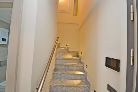 Аренда квартиры  в Аланье, Анталье, Турция 2+1, №216930 – фото 15