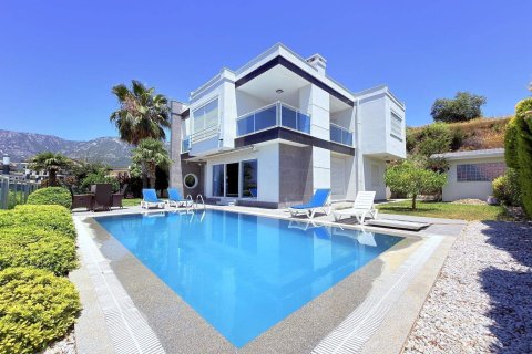 4+1 Villa  in Kargicak, Alanya, Antalya, Türkei Nr. 229167
