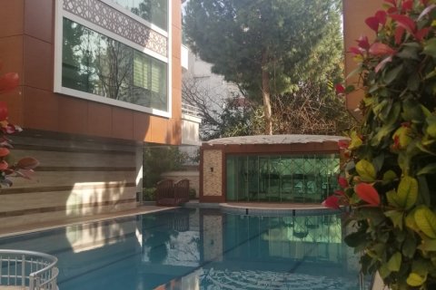 1+1 Apartment in Konyaalti, Antalya, Turkey No. 231229