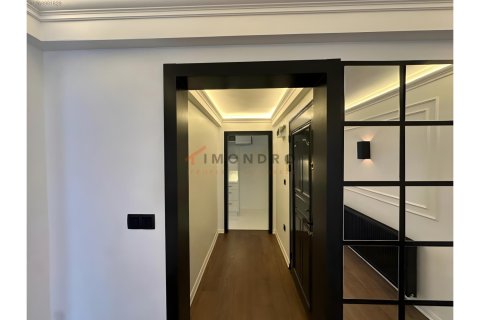 Продажа квартиры  в Бешикташе, Стамбуле, Турция 2+1, 84м2, №213629 – фото 6