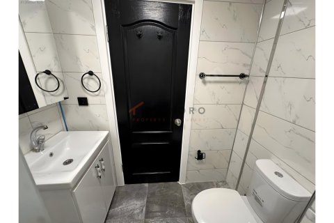 Продажа квартиры  в Бешикташе, Стамбуле, Турция 2+1, 84м2, №213629 – фото 19