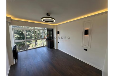 Продажа квартиры  в Бешикташе, Стамбуле, Турция 2+1, 84м2, №213629 – фото 11