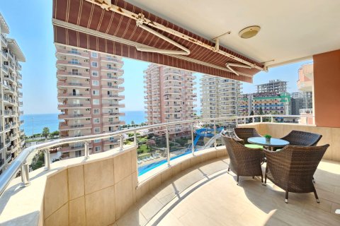 آپارتمان در  Mahmutlar ، ترکیه 2 خوابه ، 125 متر مربع.  شماره 217449