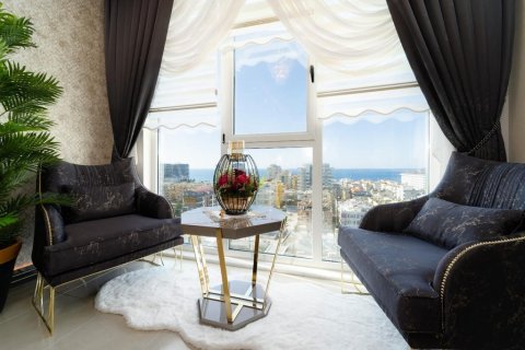 2+1 Lejlighed  i Mahmutlar, Antalya, Tyrkiet Nr. 217448