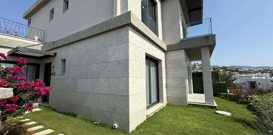 3+1 Apartment  in Gumbet, Bodrum, Mugla, Turkey No. 233053