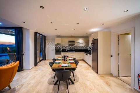 3+1 Villa  in Kalkan, Antalya, Türkei Nr. 215945 - 9