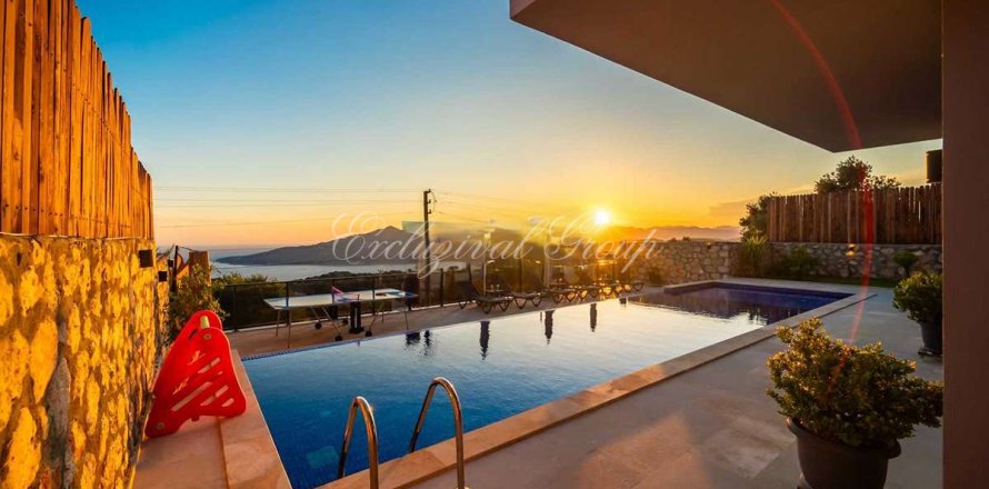 3+1 Villa  in Kalkan, Antalya, Türkei Nr. 215945