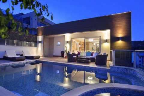 4+1 Villa  i Alanya, Antalya, Tyrkiet Nr. 233883 - 1