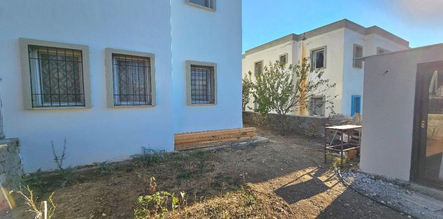 2+1 Apartment  in Bodrum, Mugla, Turkey No. 214980