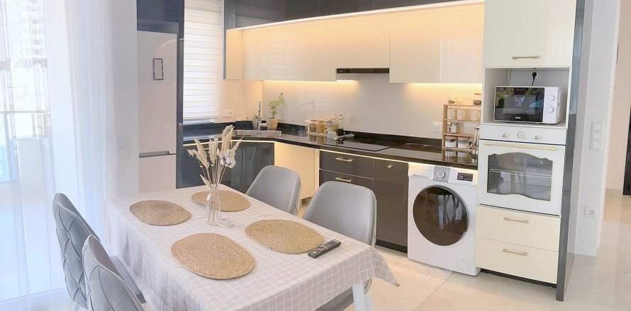 1+0 Lägenhet  i Mahmutlar, Antalya, Turkiet Nr. 228372