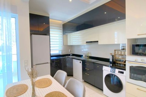 1+0 Lägenhet  i Mahmutlar, Antalya, Turkiet Nr. 228372 - 2