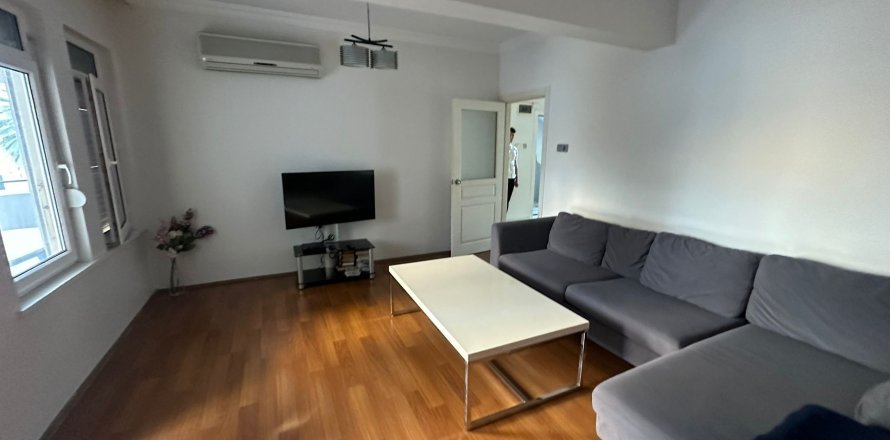 2+1 Apartment  in Alanya, Antalya, Turkey No. 215612