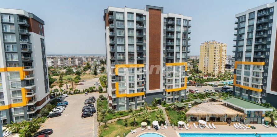 1+1 Apartment in Kepez, Canakkale, Turkey No. 227752
