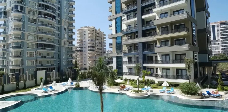 1+1 Lejlighed  i Mahmutlar, Antalya, Tyrkiet Nr. 237617