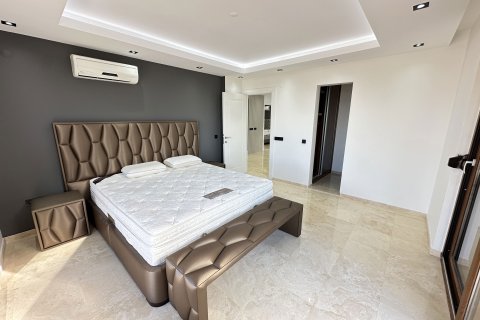 Villa for sale  in Alanya, Antalya, Turkey, 4 bedrooms, 270m2, No. 217759 – photo 13