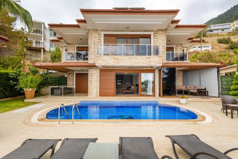 3+1 Villa  i Alanya, Antalya, Tyrkiet Nr. 217757