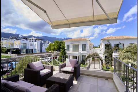 2+1 Lägenhet  i Alsancak, Girne,  Nr. 222201