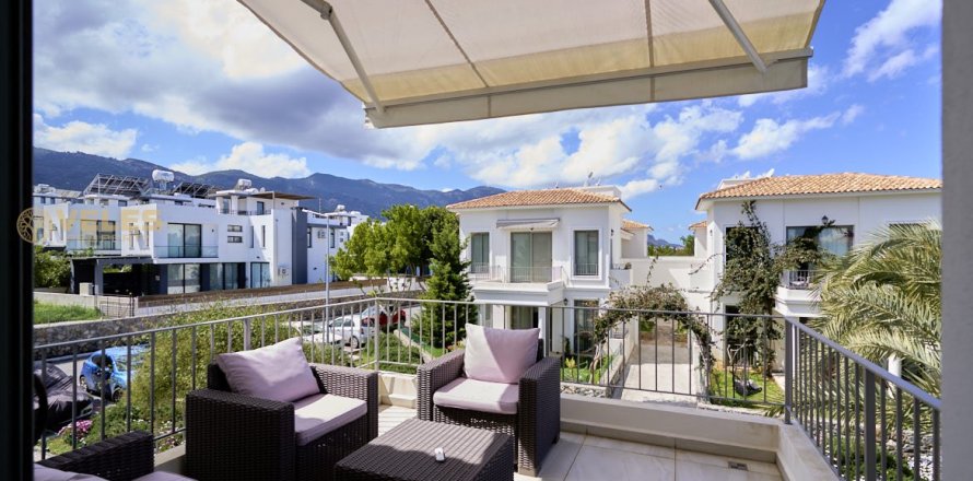 2+1 Lägenhet  i Alsancak, Girne,  Nr. 222201