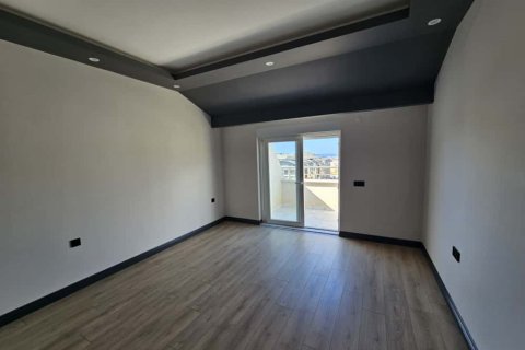 Продажа квартиры  в Аланье, Анталье, Турция 2+1, 100м2, №221332 – фото 3