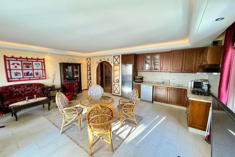 Продажа квартиры  в Аланье, Анталье, Турция 3+1, 165м2, №221330 – фото 3