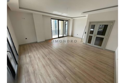 Apartment for sale in Beylikduezue, Istanbul, Turkey, 4 bedrooms, 150m2, No. 225276 – photo 4