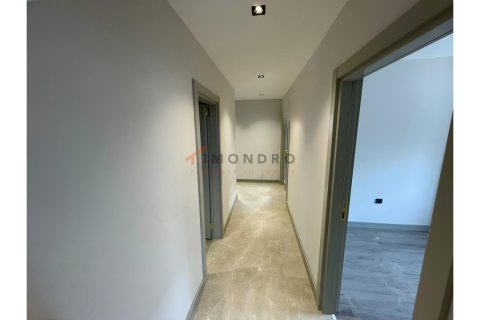 Apartment for sale in Beylikduezue, Istanbul, Turkey, 4 bedrooms, 150m2, No. 225276 – photo 11