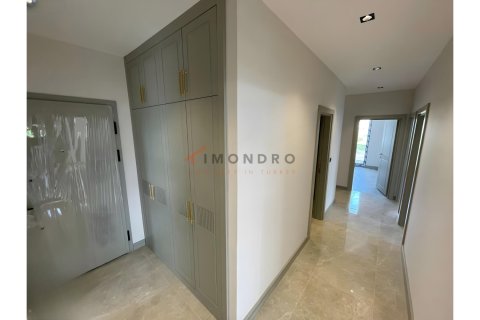 Apartment for sale in Beylikduezue, Istanbul, Turkey, 4 bedrooms, 150m2, No. 225276 – photo 10