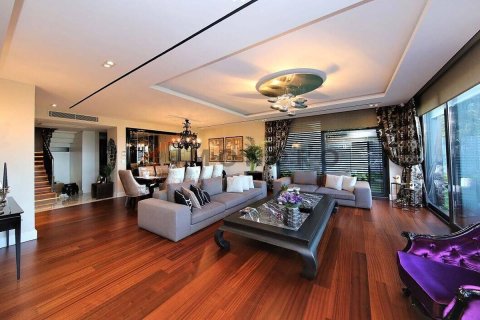 5+1 Wohnung  in Besiktas, Istanbul, Türkei Nr. 215534 - 5