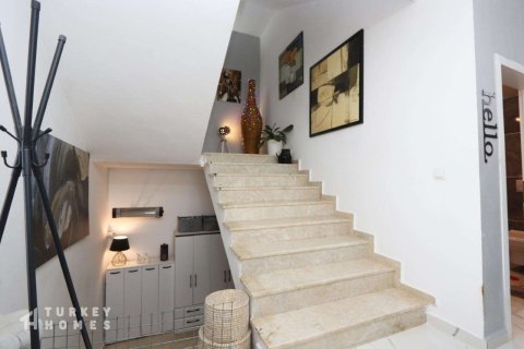 5+1 Villa in Alanya, Antalya, Türkei Nr. 232896 - 4