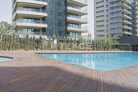 آپارتمان در  Istanbul ، ترکیه 4 خوابه ، 311 متر مربع.  شماره 232142 - 13
