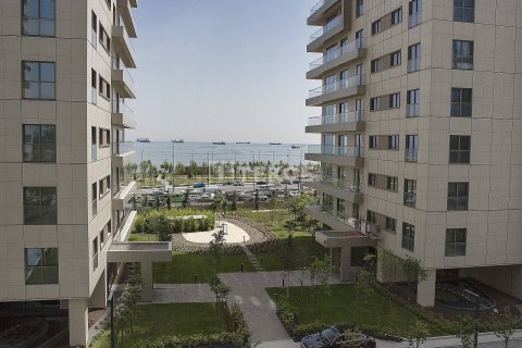 آپارتمان در  Istanbul ، ترکیه 4 خوابه ، 311 متر مربع.  شماره 232142 - 8