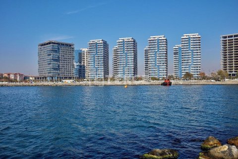4+1 Apartment  in Istanbul, Turkey No. 232142
