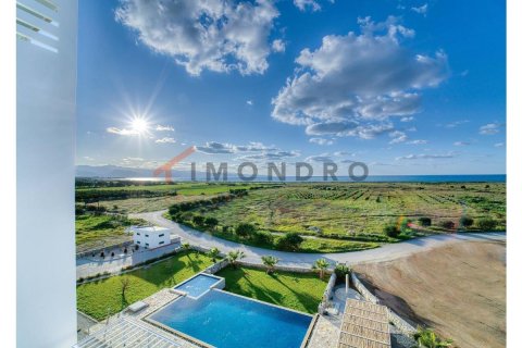 Apartment for sale  in Gaziveren, Guzelyurt, Northern Cyprus, 2 bedrooms, 95m2, No. 215271 – photo 1