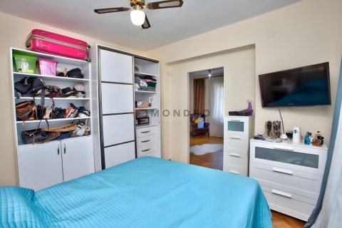 Apartment for sale  in Besiktas, Istanbul, Turkey, 3 bedrooms, 130m2, No. 215267 – photo 17