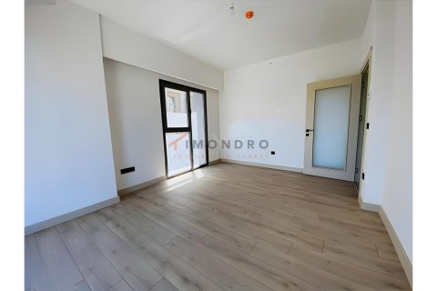 Продажа квартиры  в Кадыкёе, Стамбуле, Турция 2+1, 92м2, №215268 – фото 24