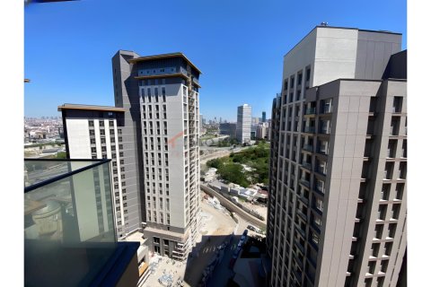 Продажа квартиры  в Кадыкёе, Стамбуле, Турция 2+1, 92м2, №215268 – фото 2