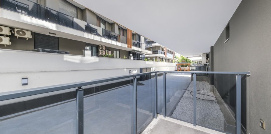 Квартира  2-х ком. в Анталье, Турция №211212