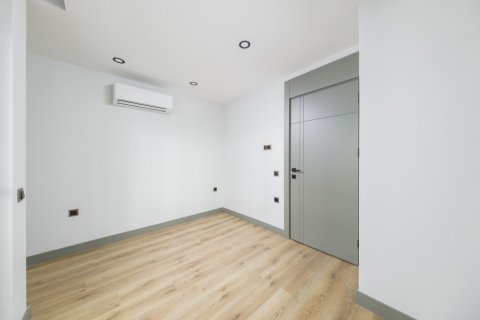 Продажа квартиры  в Анталье, Турция 2 комн., 55м2, №211212 – фото 3