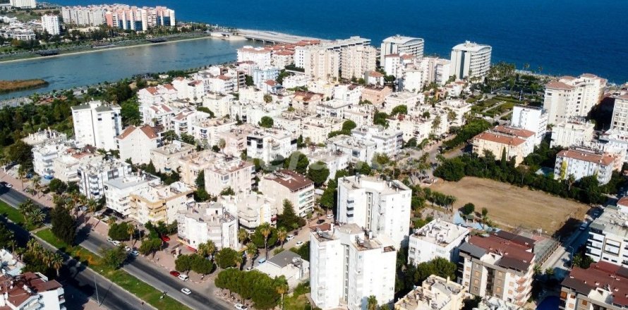 3+1 Apartment  in Antalya, Turkey No. 224786