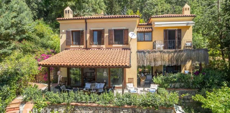 3+1 Villa i Gocek, Mugla, Tyrkia Nr. 233261
