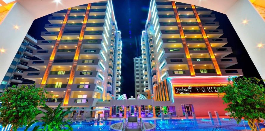 2+1 Apartment  in Mahmutlar, Antalya, Turkey No. 217783