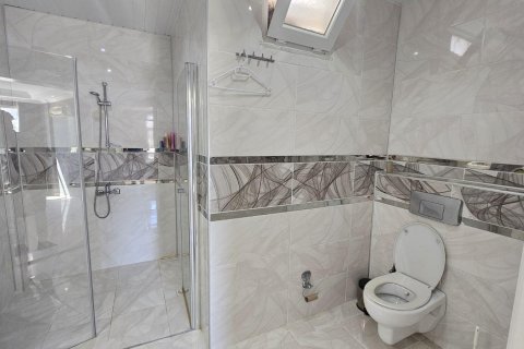 4+2 Villa  i Mahmutlar, Antalya, Tyrkia Nr. 217786 - 13